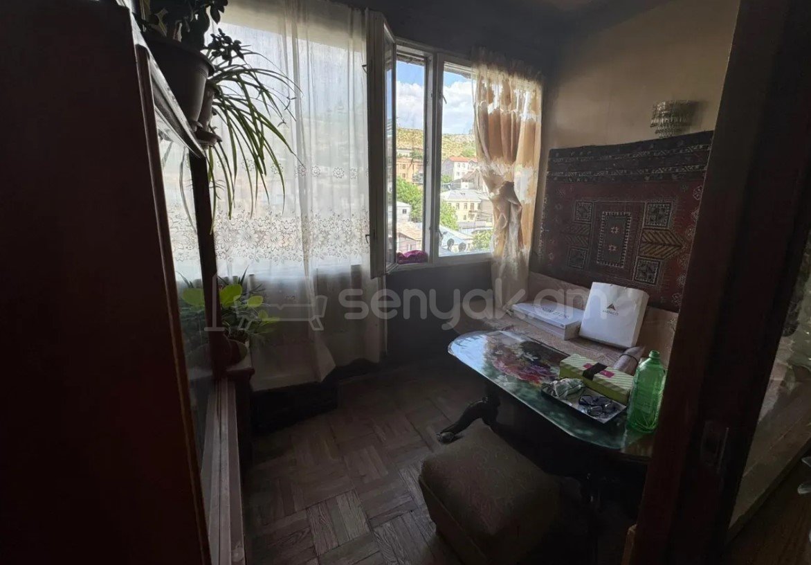 3 Սենյականոց Բնակարան, 100քմ, 5/16 հարկ, Պետական Վիճակում