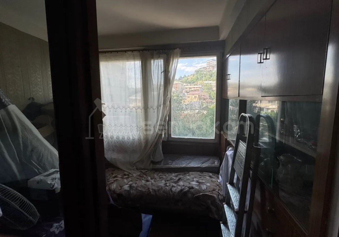 3 Սենյականոց Բնակարան, 100քմ, 5/16 հարկ, Պետական Վիճակում