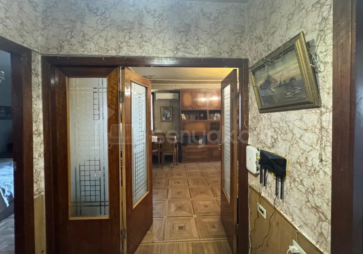 3 Սենյականոց Բնակարան, 100քմ, 5/16 հարկ, Պետական Վիճակում