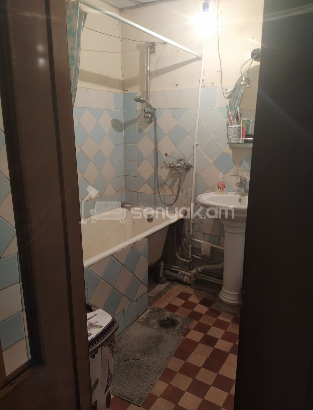 2 Սենյականոց Բնակարան, 68քմ, 1/9 հարկ, Պետական Վիճակում
