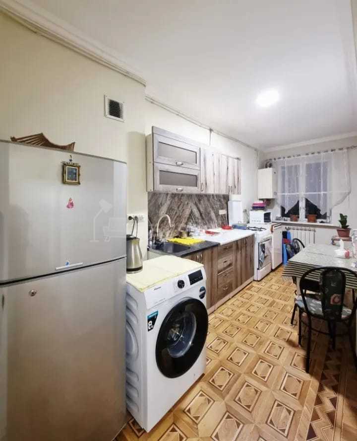 3 Սենյականոց Բնակարան, 75քմ, 7/9 հարկ, Պետական Վիճակում