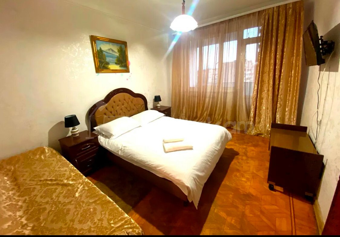 2 Սենյականոց Բնակարան, 75քմ, 9/10 հարկ, Նորմալ Վիճակում, Կահավորված