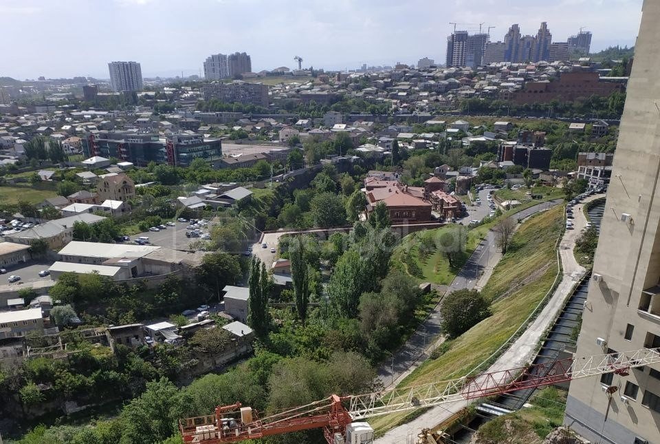 1 Սենյականոց Բնակարան Նորակառույցում, 36քմ, 11/14 հարկ, Նորմալ Վիճակում, Կահավորված