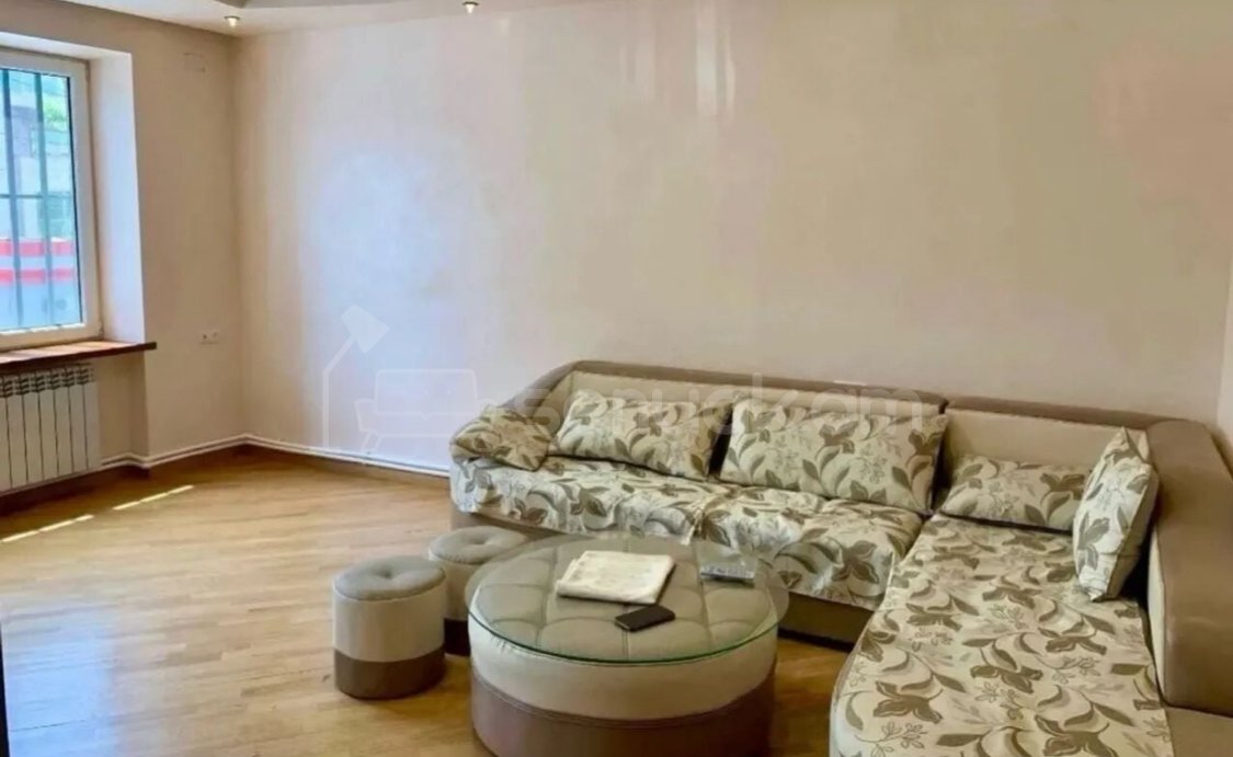 2 Սենյականոց Բնակարան Քարե Շենքում, 56քմ, 2/5 հարկ, Կապիտալ Վերանորոգված, Կահավորված
