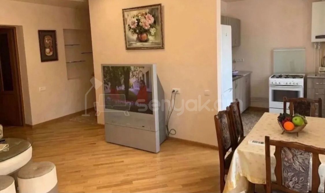 2 Սենյականոց Բնակարան Քարե Շենքում, 56քմ, 2/5 հարկ, Կապիտալ Վերանորոգված, Կահավորված