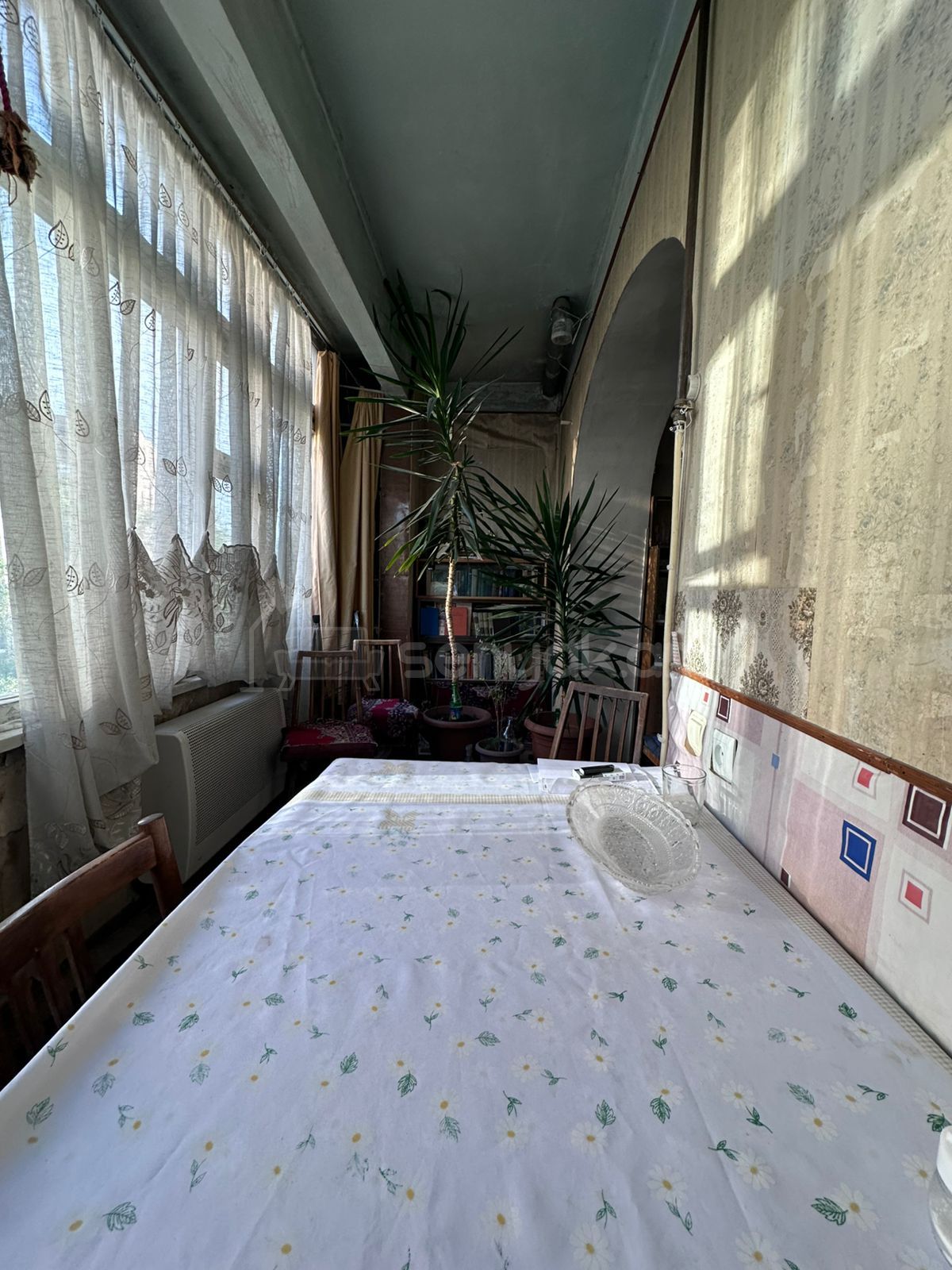 3 Սենյականոց Բնակարան Քարե Շենքում, 70քմ, 4/5 հարկ, Պետական Վիճակում