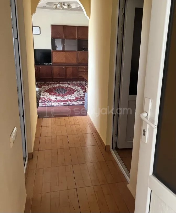 2 Սենյականոց Բնակարան Քարե Շենքում, 67քմ, 1/1 հարկ, Կապիտալ Վերանորոգված, Կահավորված