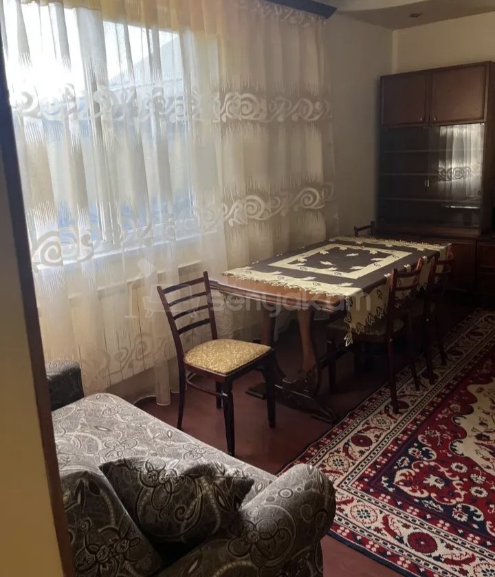 2 Սենյականոց Բնակարան Քարե Շենքում, 67քմ, 1/1 հարկ, Կապիտալ Վերանորոգված, Կահավորված