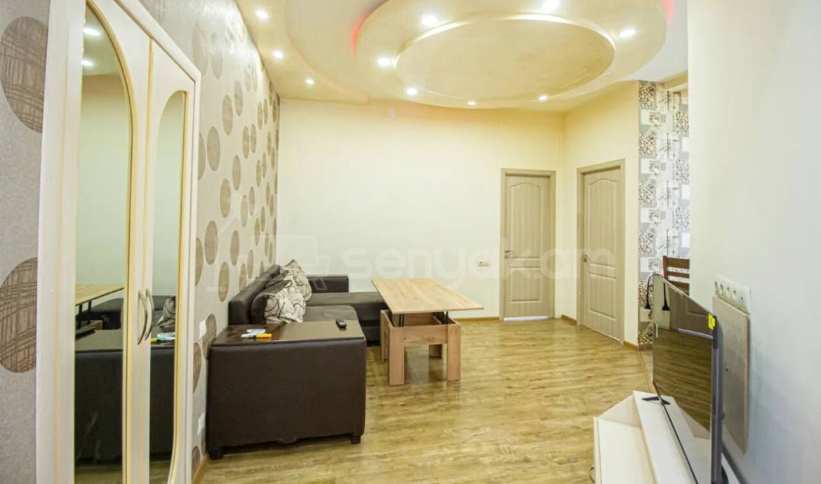 4 Սենյականոց Բնակարան, 75քմ, 3/12 հարկ, Կապիտալ Վերանորոգված, Կահավորված
