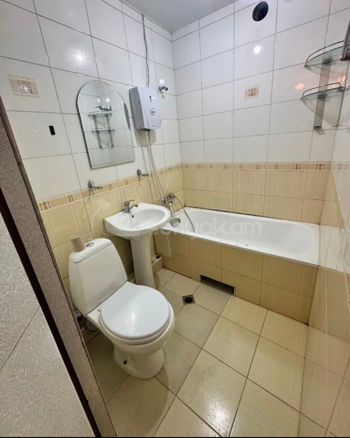 1 Սենյականոց Բնակարան, 36քմ, 5/5 հարկ, Կոսմետիկ Վերանորոգված, Կահավորված