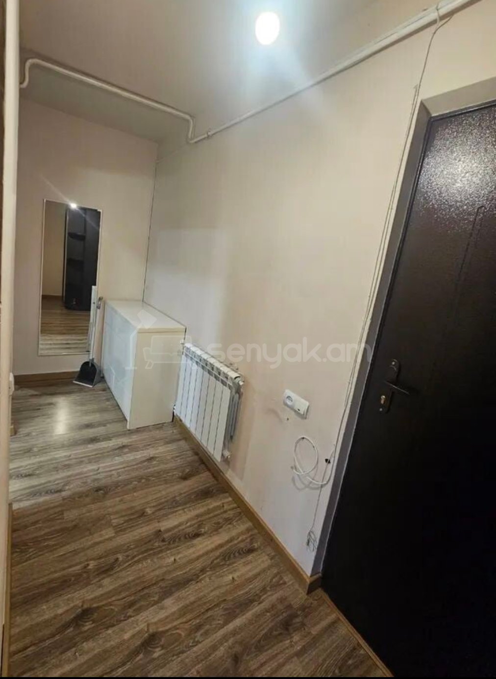 2 Սենյականոց Բնակարան Քարե Շենքում, 54քմ, 3/5 հարկ, Կապիտալ Վերանորոգված, Կահավորված