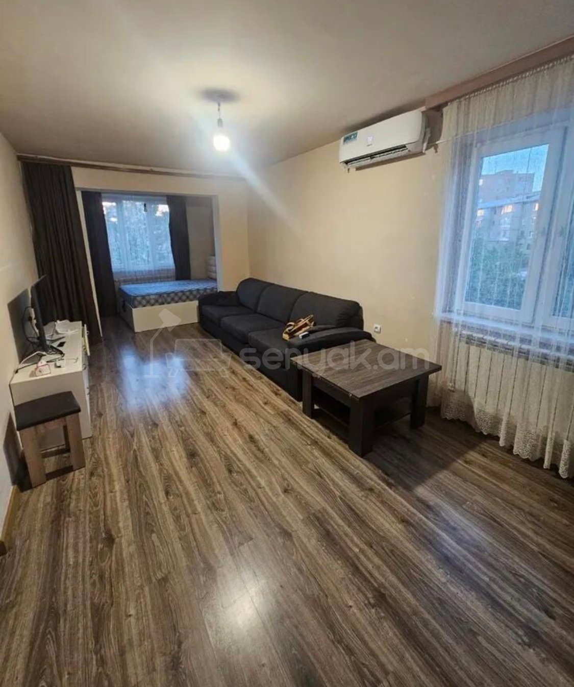 2 Սենյականոց Բնակարան Քարե Շենքում, 54քմ, 3/5 հարկ, Կապիտալ Վերանորոգված, Կահավորված