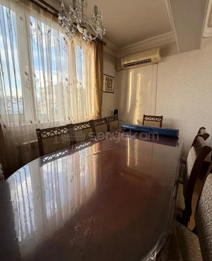 3 Սենյականոց Բնակարան Քարե Շենքում, 75քմ, 4/5 հարկ, Կապիտալ Վերանորոգված