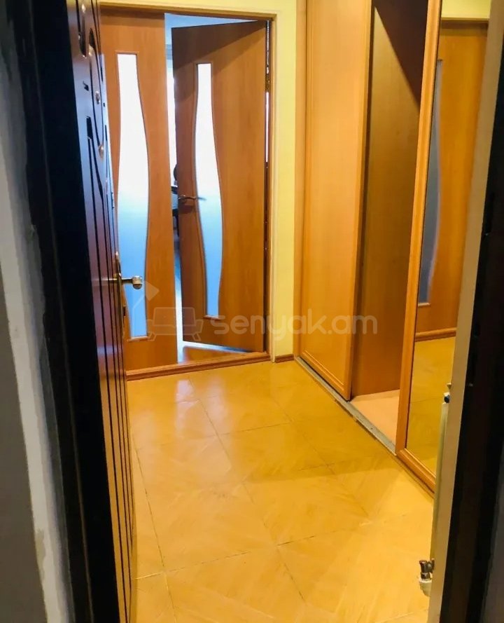 3 Սենյականոց Բնակարան, 71քմ, 1/9 հարկ, Կապիտալ Վերանորոգված
