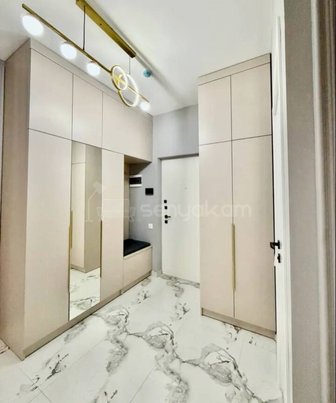 3 Սենյականոց Բնակարան, 88քմ, 8/17 հարկ, Կապիտալ Վերանորոգված, Կահավորված, Արևկող