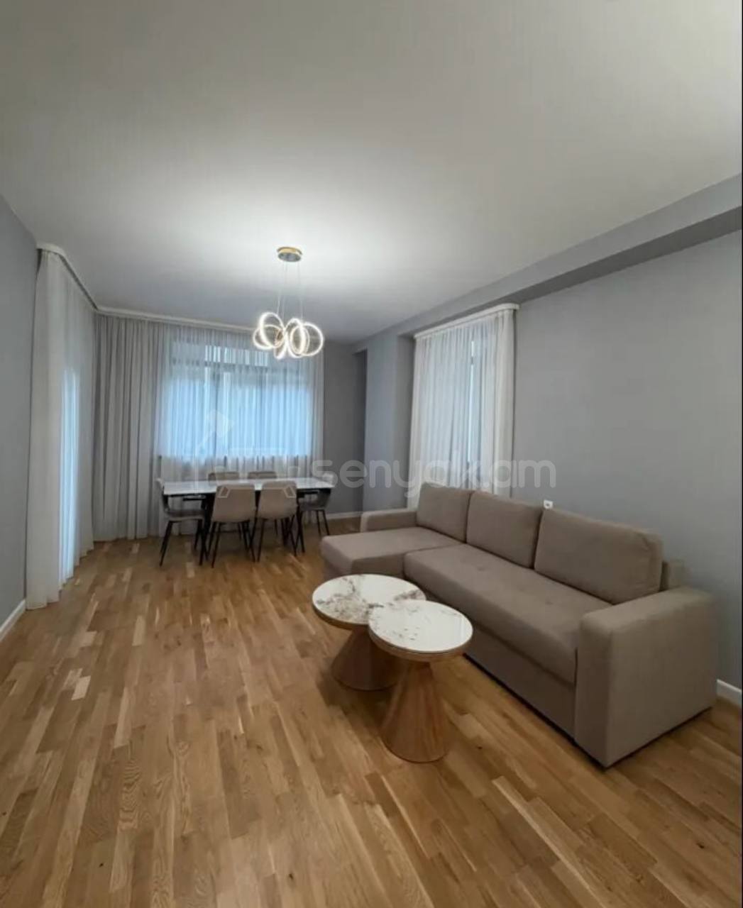 3 Սենյականոց Բնակարան, 88քմ, 8/17 հարկ, Կապիտալ Վերանորոգված, Կահավորված, Արևկող