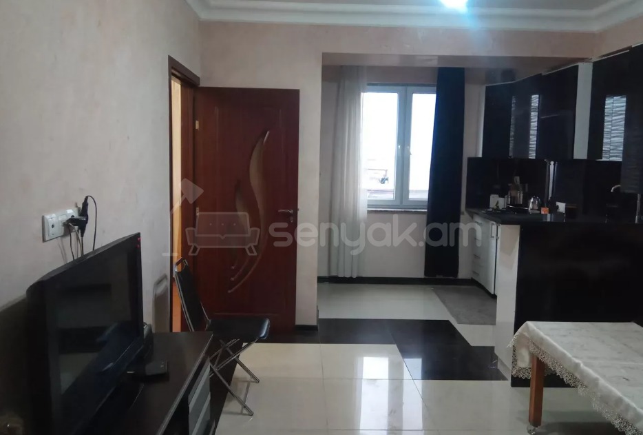 2 Սենյականոց Բնակարան, 42քմ, 7/9 հարկ, Կապիտալ Վերանորոգված