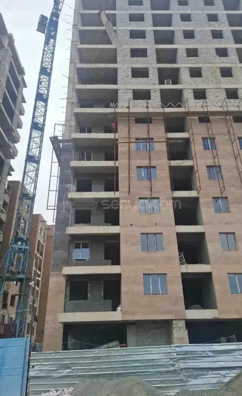 3 Սենյականոց Բնակարան, 72քմ, 10/14 հարկ, Զրոյական Վիճակում