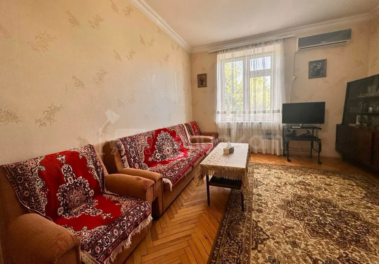 1 Սենյականոց Բնակարան Քարե Շենքում, 48քմ, 3/4 հարկ, Կապիտալ Վերանորոգված, Կահավորված