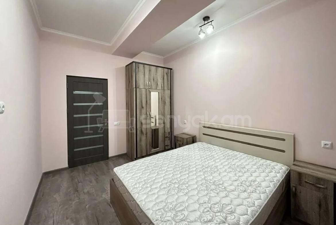 2 Սենյականոց Բնակարան, 57քմ, 3/8 հարկ, Կապիտալ Վերանորոգված, Կահավորված
