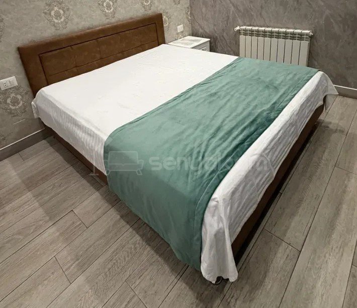 1 Սենյականոց Բնակարան, 80քմ, 8/14 հարկ, Նորմալ Վիճակում, Կահավորված, Արևկող