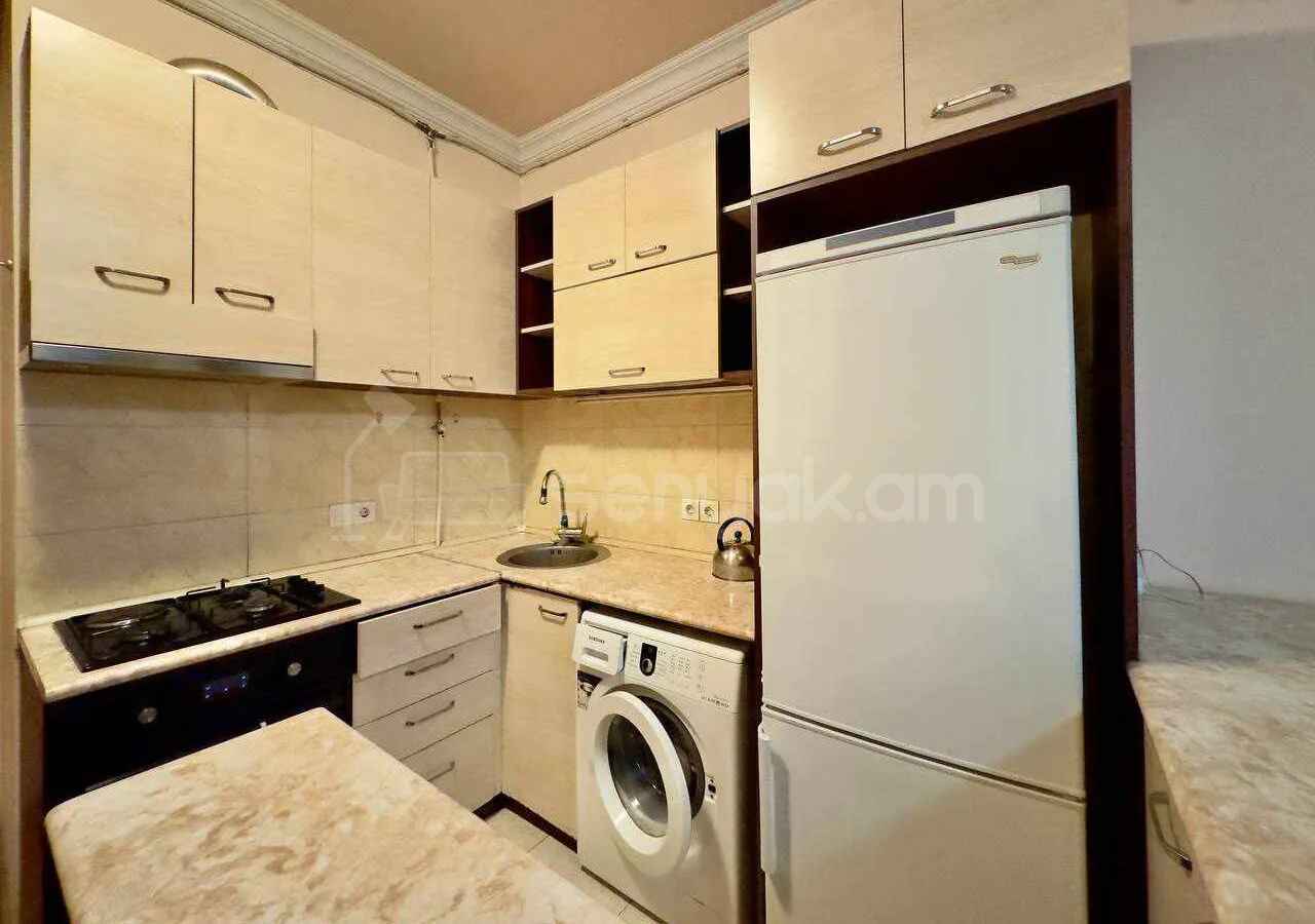 1 Սենյականոց Բնակարան Նորակառույցում, 40քմ, 12/14 հարկ, Կապիտալ Վերանորոգված, Կահավորված
