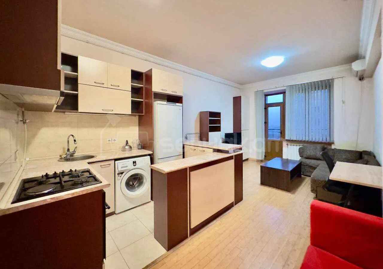 1 Սենյականոց Բնակարան Նորակառույցում, 40քմ, 12/14 հարկ, Կապիտալ Վերանորոգված, Կահավորված