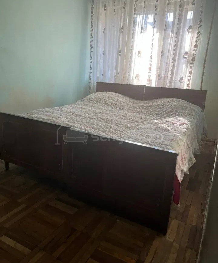 4 Սենյականոց Բնակարան, 92քմ, 6/9 հարկ, Պետական Վիճակում