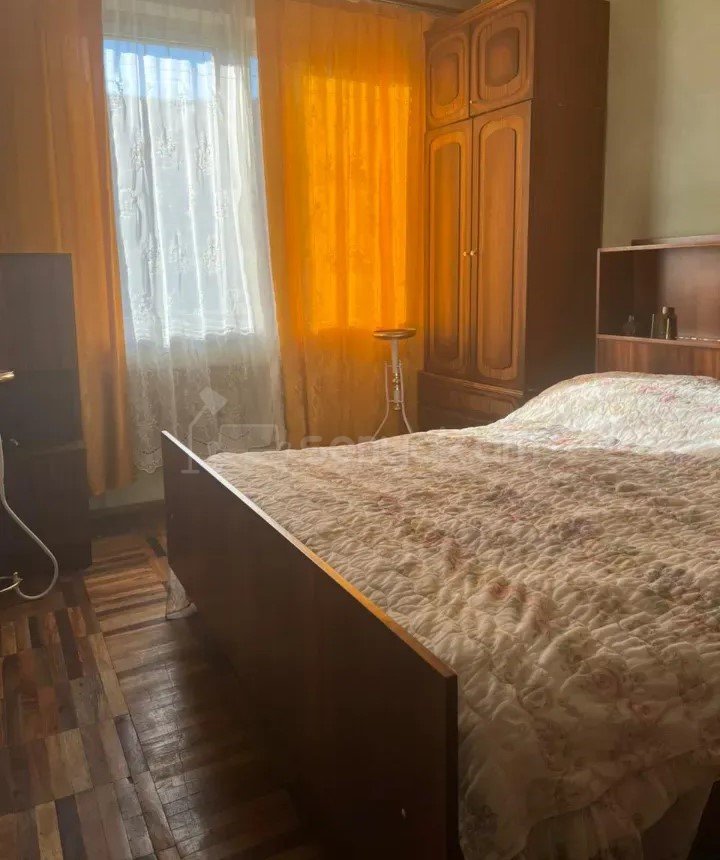 4 Սենյականոց Բնակարան, 92քմ, 6/9 հարկ, Պետական Վիճակում