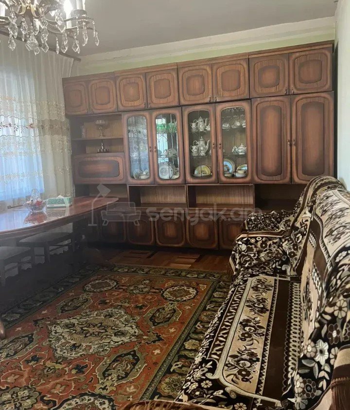 4 Սենյականոց Բնակարան, 92քմ, 6/9 հարկ, Պետական Վիճակում