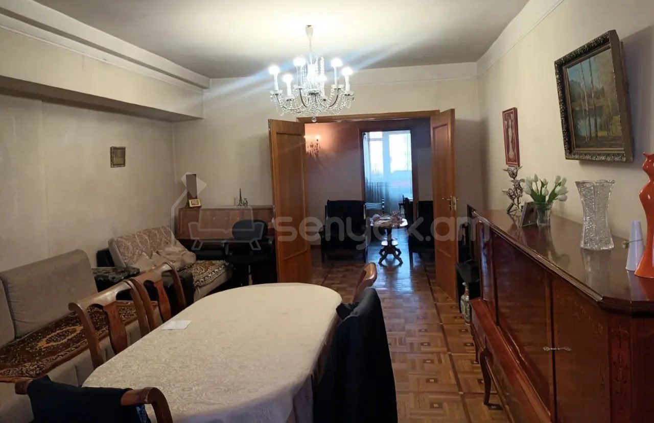 3 Սենյականոց Բնակարան, 84քմ, 7/9 հարկ, Պետական Վիճակում
