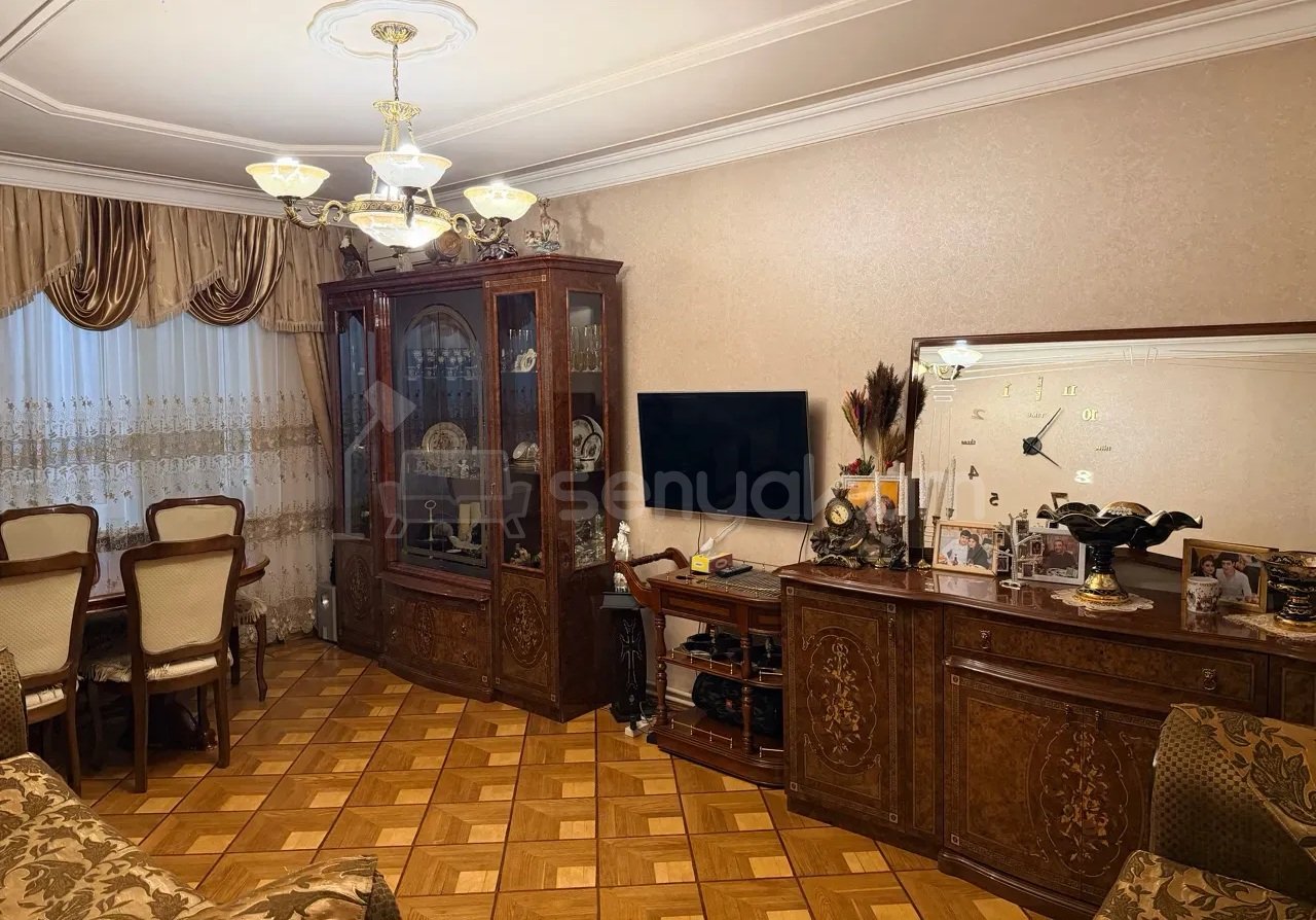 3 Սենյականոց Բնակարան Քարե Շենքում, 78քմ, 3/9 հարկ, Կապիտալ Վերանորոգված, Կահավորված