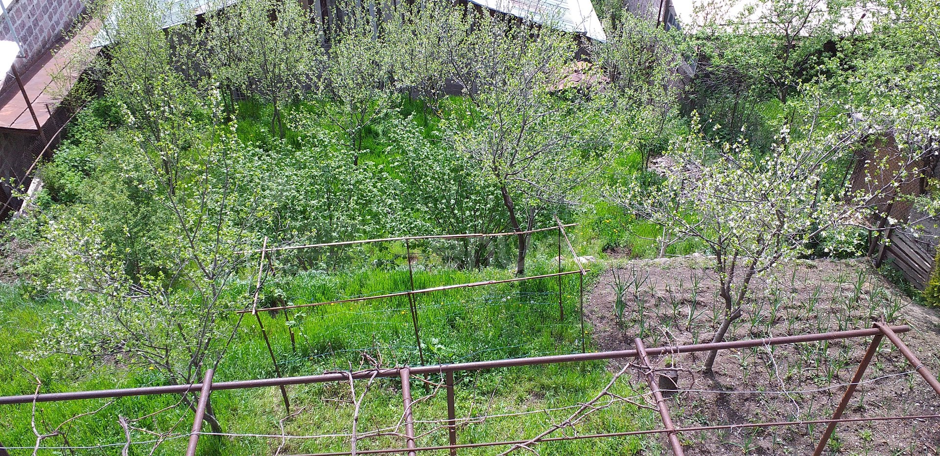 4 Սենյականոց Սեփական Տուն, 137քմ, Կոսմետիկ Վերանորոգված, Ավտոտնակով