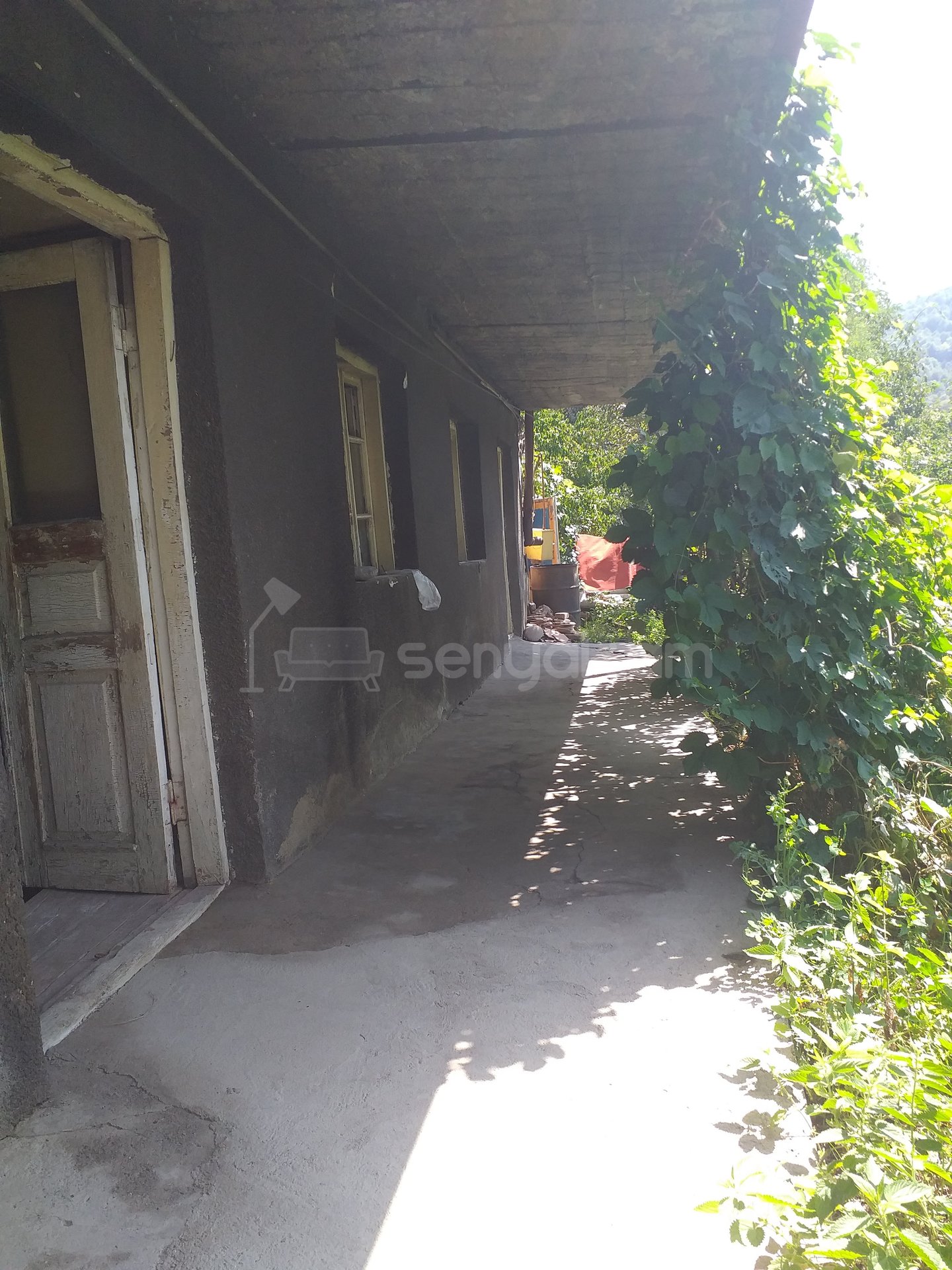 4 Սենյականոց Սեփական Տուն, 137քմ, Կոսմետիկ Վերանորոգված, Ավտոտնակով