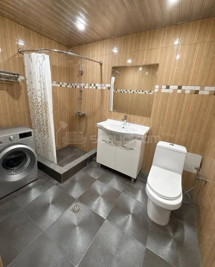 3 Սենյականոց Բնակարան, 70քմ, 6/9 հարկ, Կապիտալ Վերանորոգված, Կահավորված, Արևկող