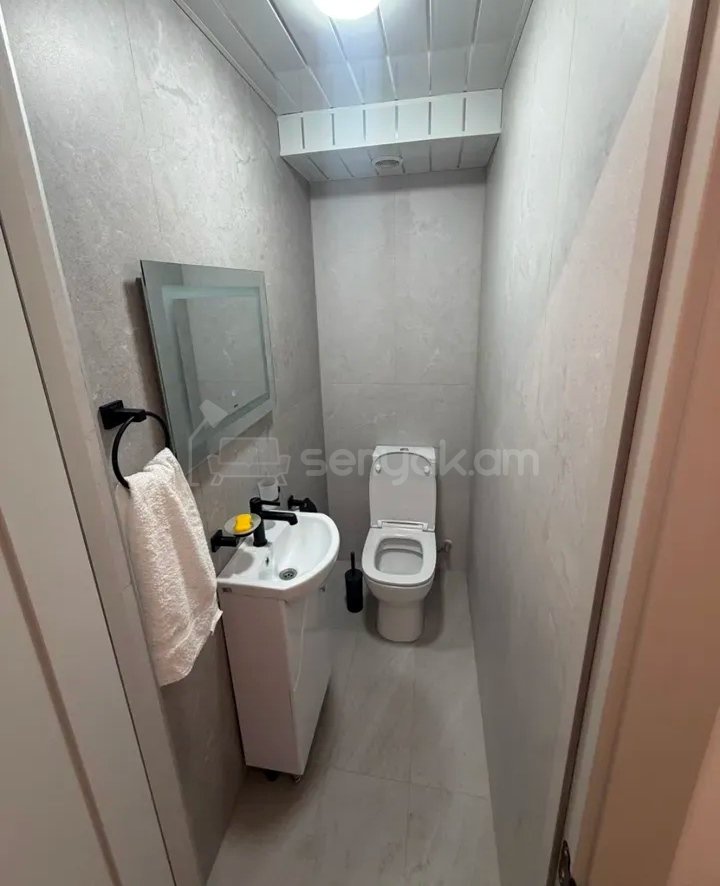 4 Սենյականոց Բնակարան, 93քմ, 4/11 հարկ, Կապիտալ Վերանորոգված