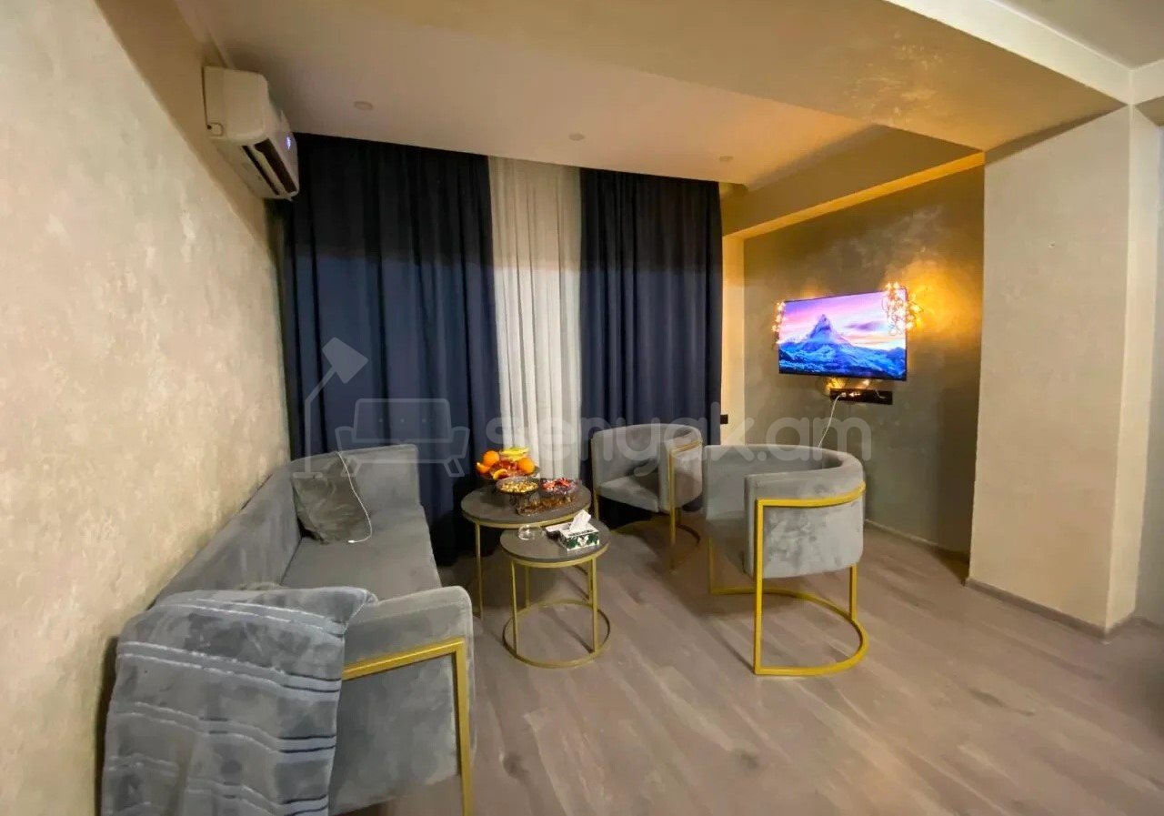 3 Սենյականոց Բնակարան, 55քմ, 1/14 հարկ, Կապիտալ Վերանորոգված