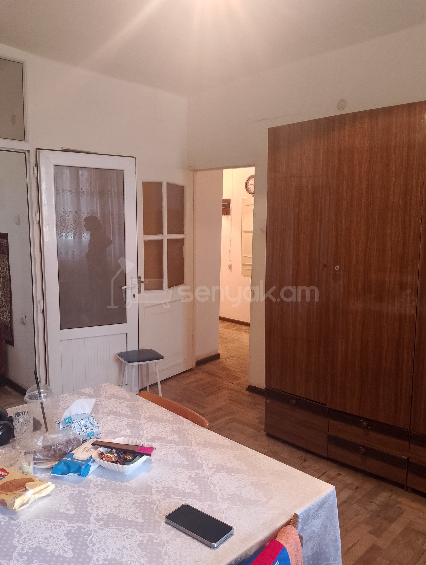 2 Սենյականոց Բնակարան Քարե Շենքում, 48քմ, 3/5 հարկ, Պետական Վիճակում, Կահավորված, Արևկող