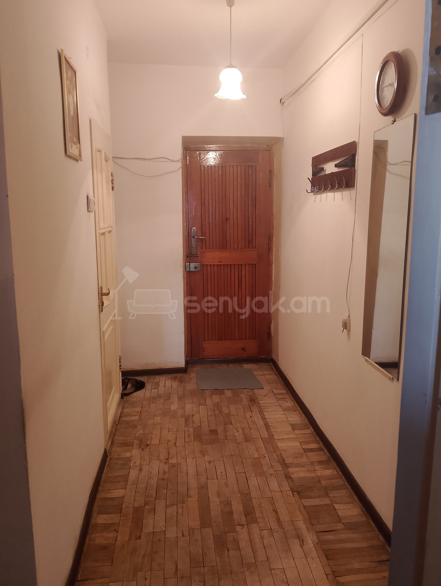 2 Սենյականոց Բնակարան Քարե Շենքում, 48քմ, 3/5 հարկ, Պետական Վիճակում, Կահավորված, Արևկող