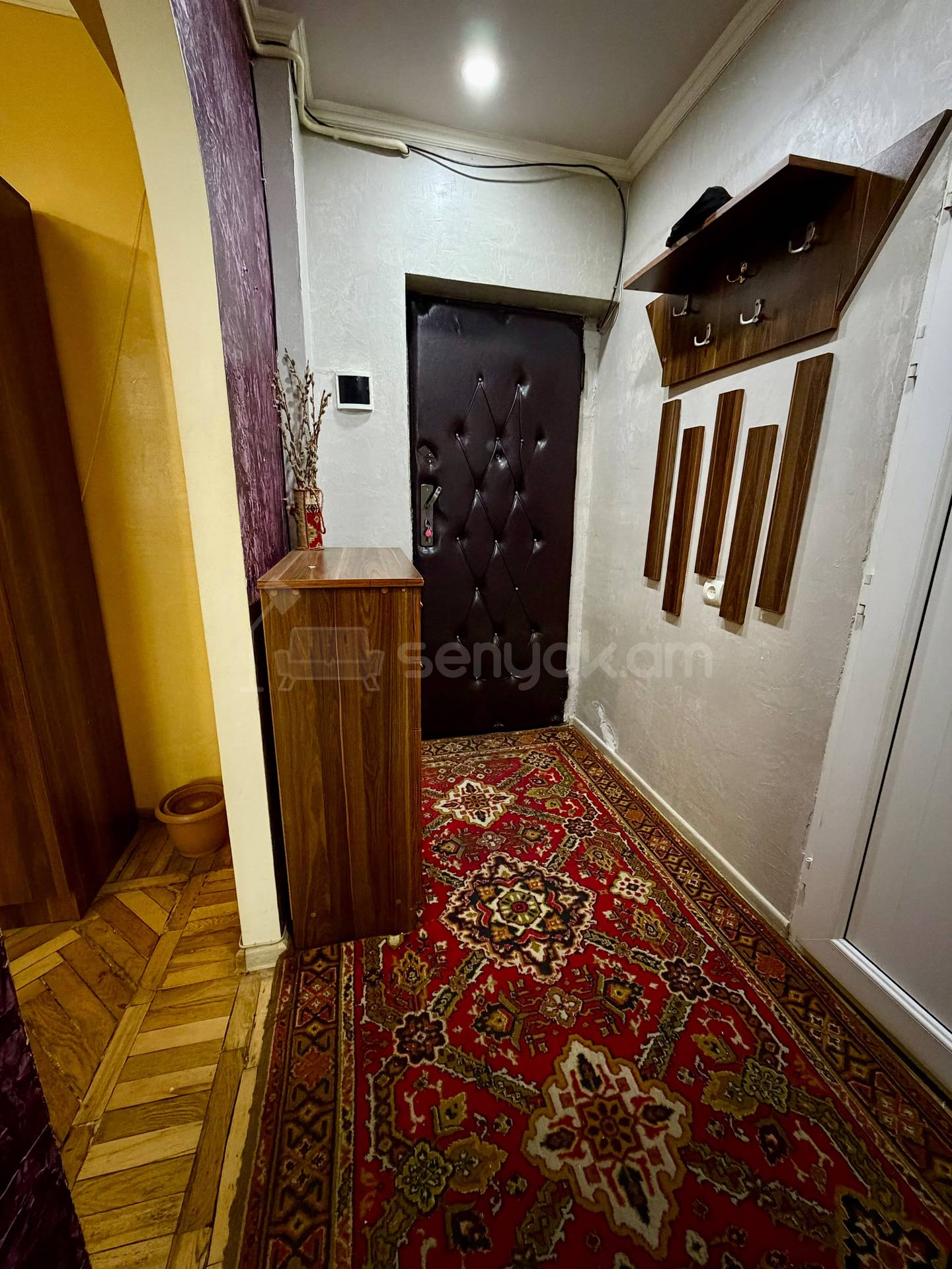 2 Սենյականոց Բնակարան, 50քմ, 8/10 հարկ, Նորմալ Վիճակում, Կահավորված, Արևկող