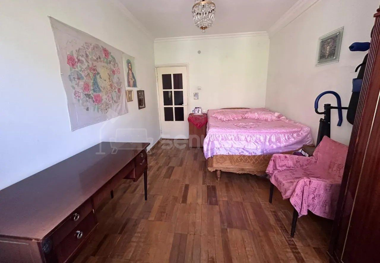 3 Սենյականոց Բնակարան, 73քմ, 3/9 հարկ, Նորմալ Վիճակում