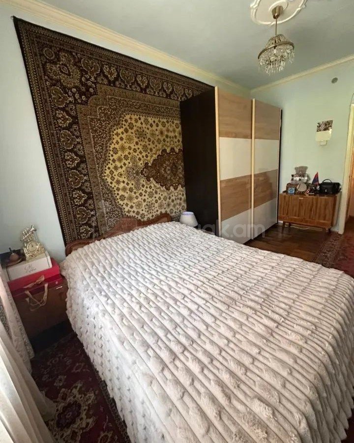 3 Սենյականոց Բնակարան, 73քմ, 3/9 հարկ, Նորմալ Վիճակում