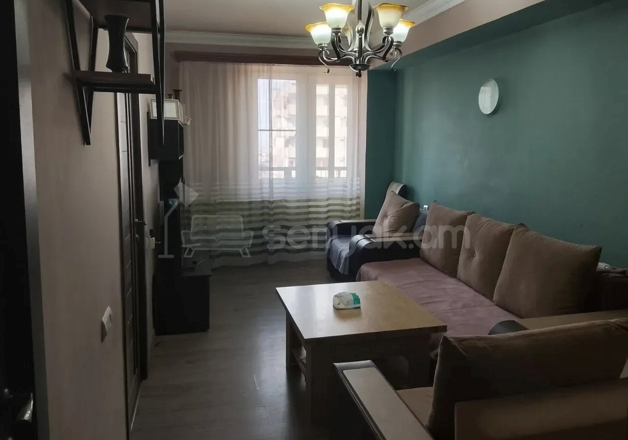 3 Սենյականոց Բնակարան, 80քմ, 11/14 հարկ, Նորմալ Վիճակում