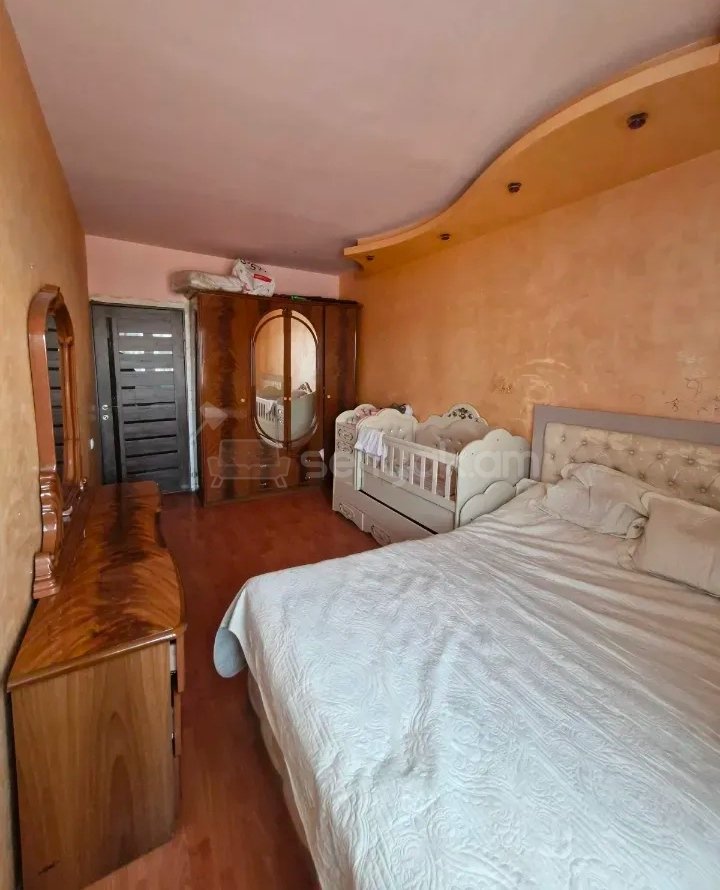 2 Սենյականոց Բնակարան, 63քմ, 6/9 հարկ, Նորմալ Վիճակում