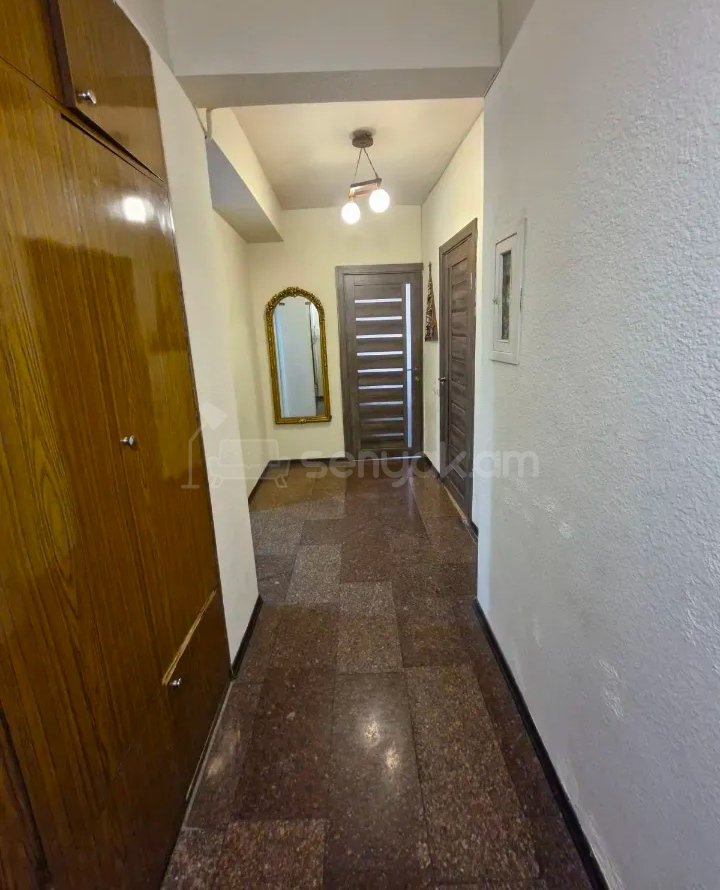 2 Սենյականոց Բնակարան, 63քմ, 6/9 հարկ, Նորմալ Վիճակում