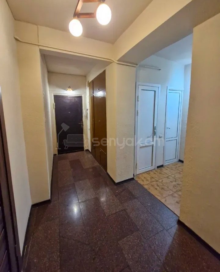 2 Սենյականոց Բնակարան, 63քմ, 6/9 հարկ, Նորմալ Վիճակում