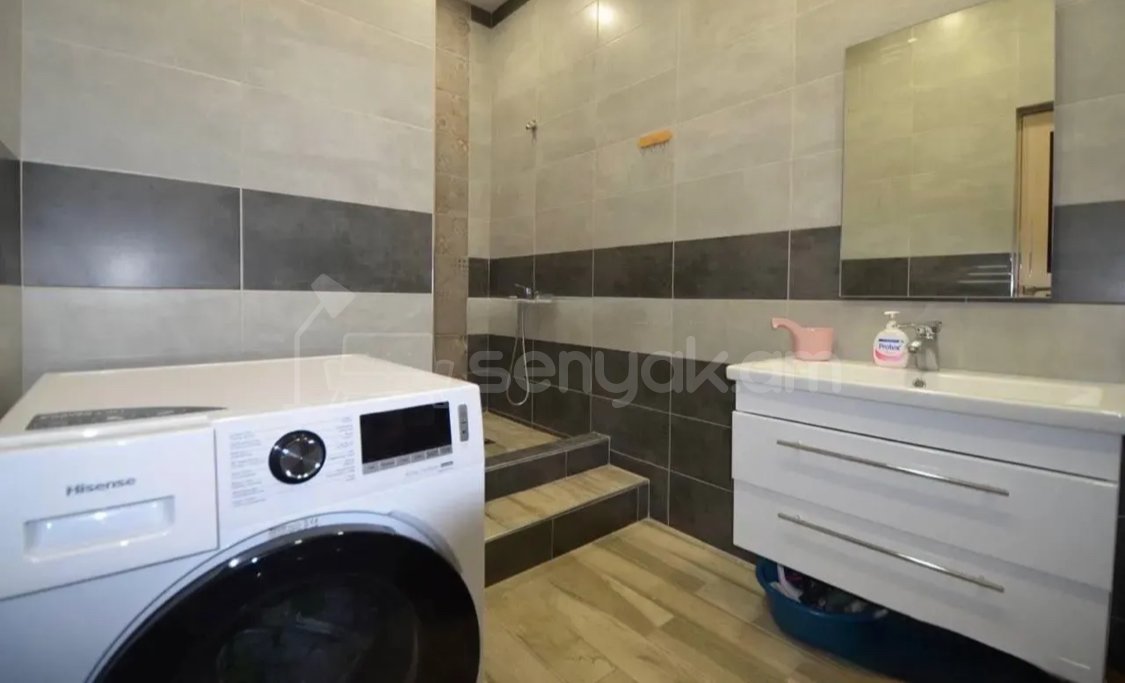 3 Սենյականոց Բնակարան Քարե Շենքում, 70քմ, 7/8 հարկ, Կապիտալ Վերանորոգված, Կահավորված