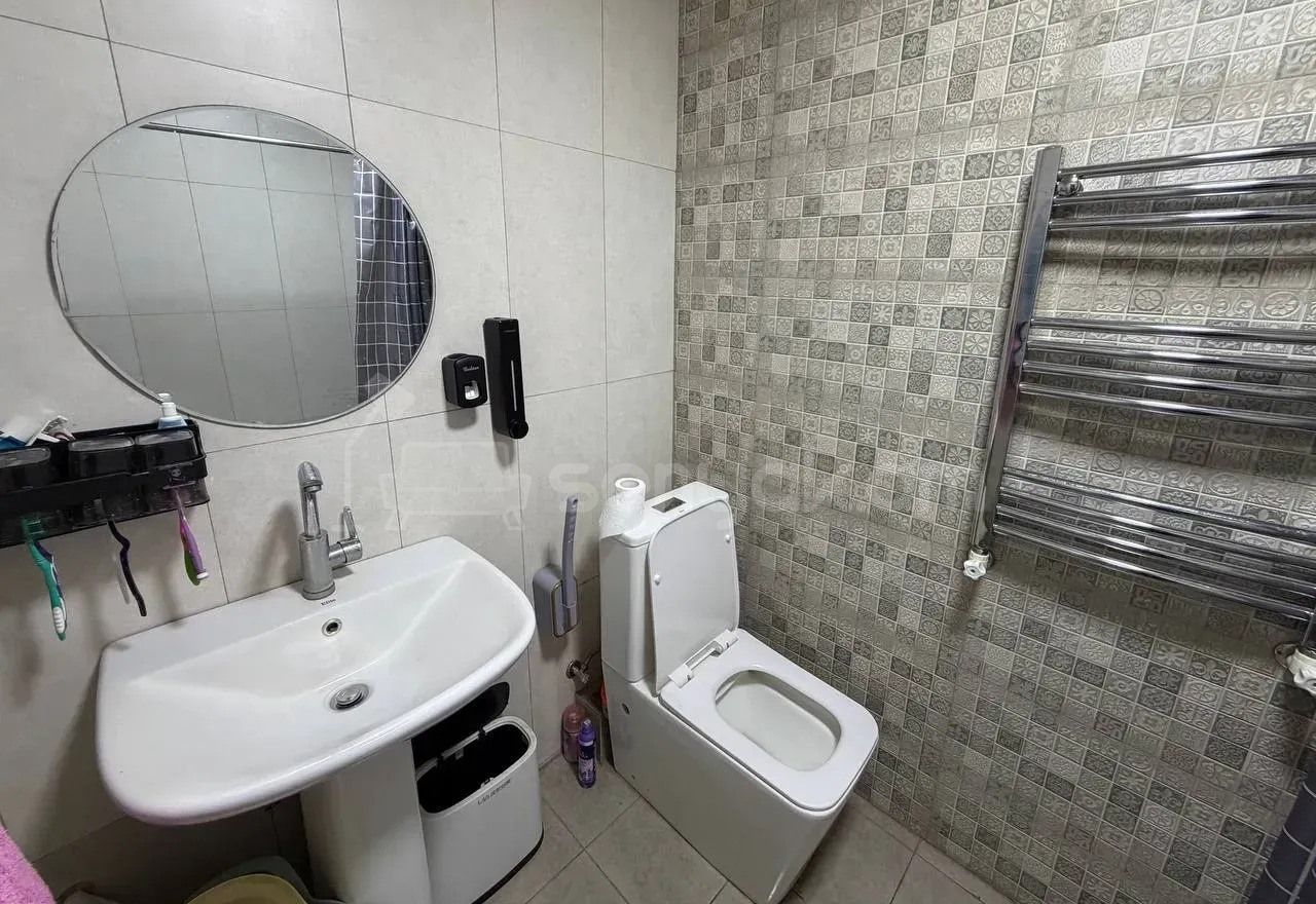 4 Սենյականոց Բնակարան, 82քմ, 2/9 հարկ, Կապիտալ Վերանորոգված