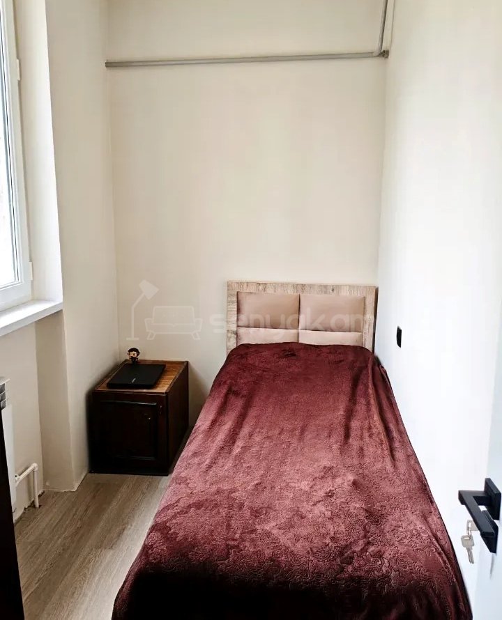4 Սենյականոց Բնակարան, 82քմ, 2/9 հարկ, Նորմալ Վիճակում