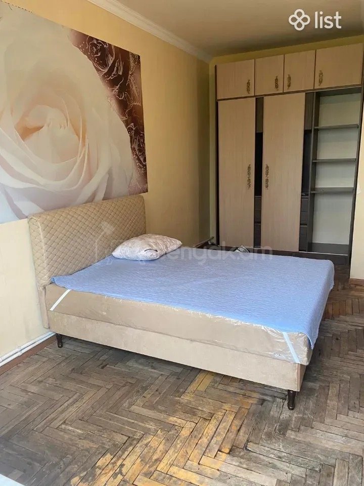 3 Սենյականոց Բնակարան Քարե Շենքում, 90քմ, 4/5 հարկ, Կոսմետիկ Վերանորոգված, Կահավորված, Արևկող